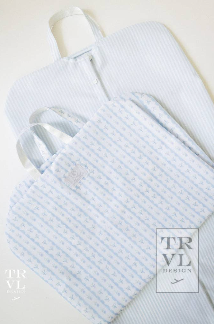 TRVL GARMENT BAG - RIBBON FLORAL BLUE