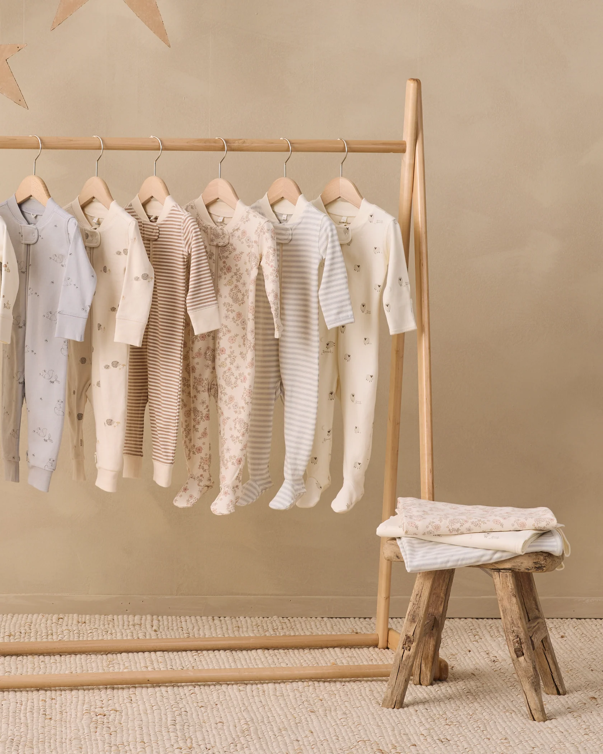 QUINCY MAE ZIP LONG SLEEVE SLEEPER FOOTIE SHEEP
