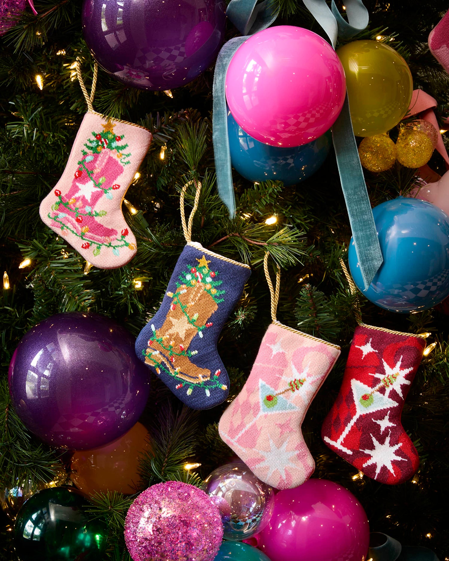 Magical Christmas Ornaments ✨🎄