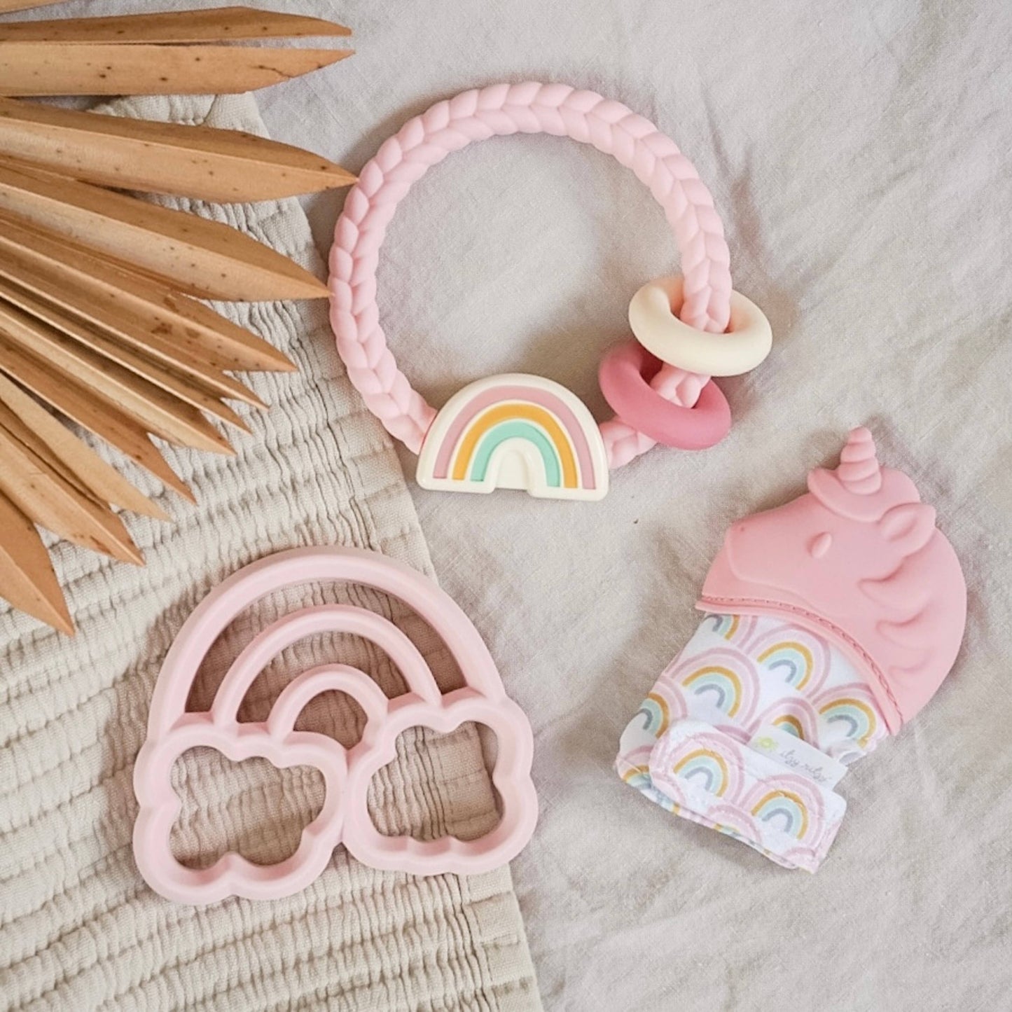 *NEW OPTION* Itzy Mitt™ Silicone Teething Mitts: Bunny - Persnickety Shop