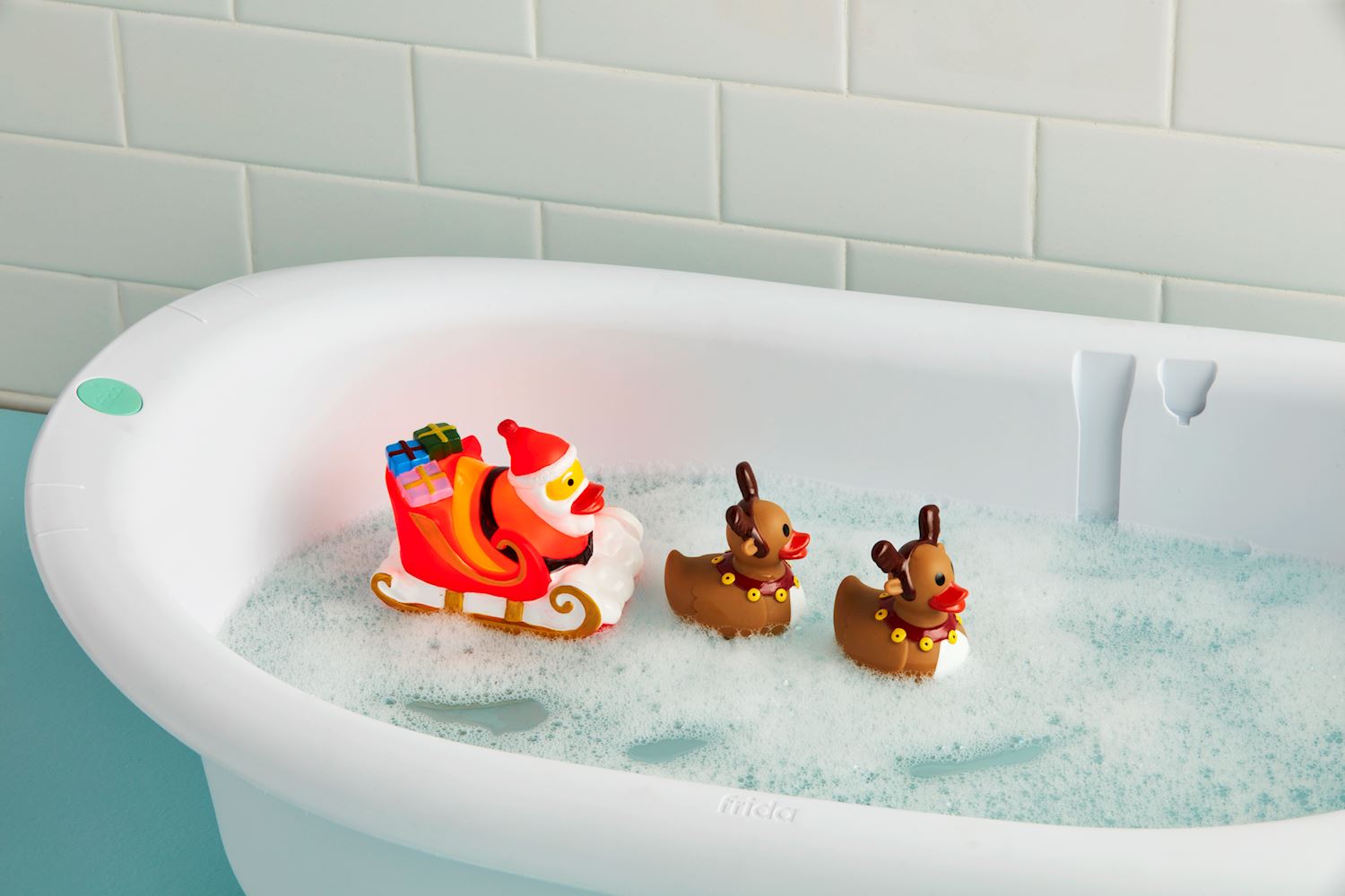 Santa & His Reinducks Bath Toy Set - Persnickety Shop