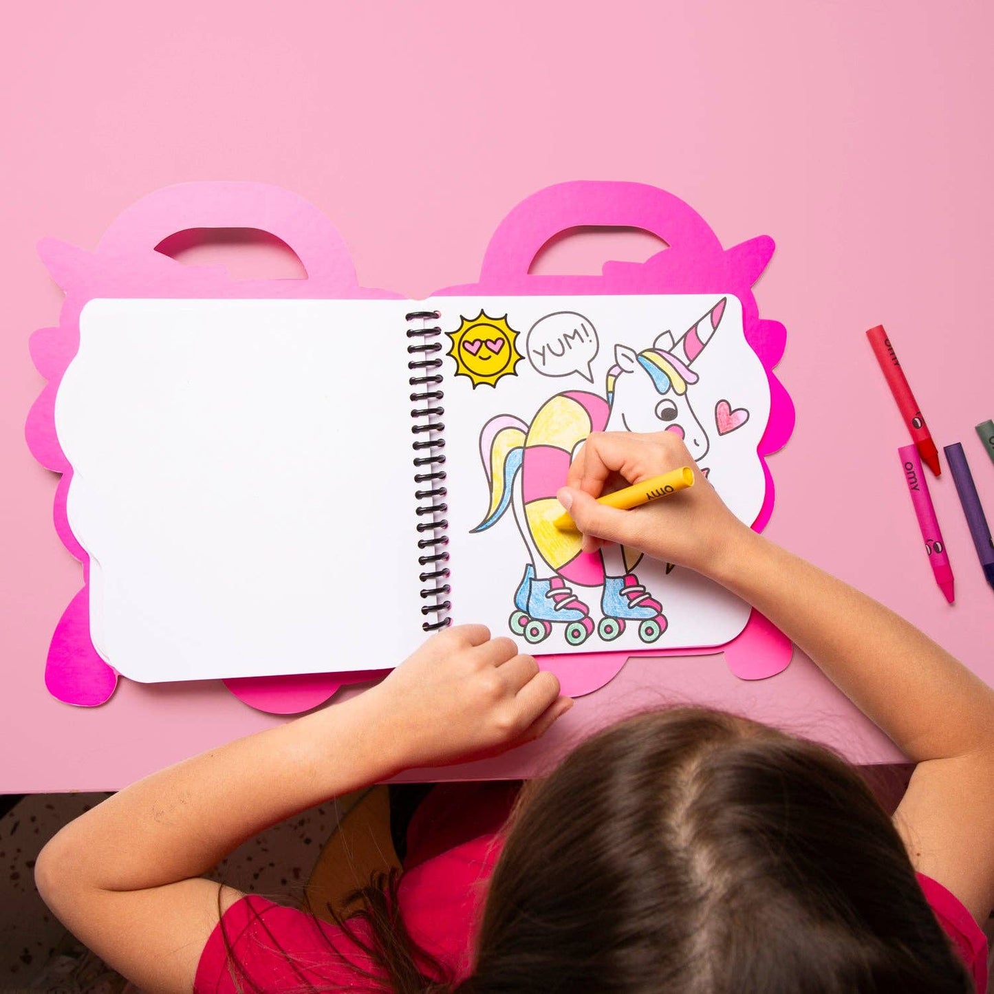 SUPER COLORING & STICKER BOOK - UNICORN