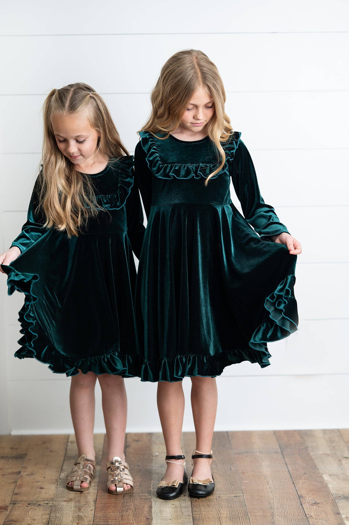 Kids Emerald Green Velvet Ruffle Fancy Christmas Party Dress: 5/6 - Persnickety Shop