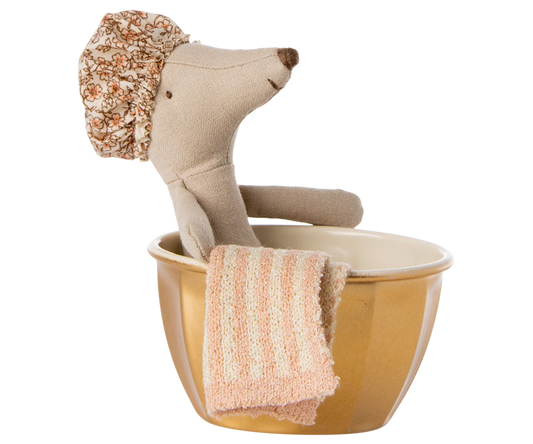 Maileg Wellness Mouse, Big Sister - Persnickety Shop