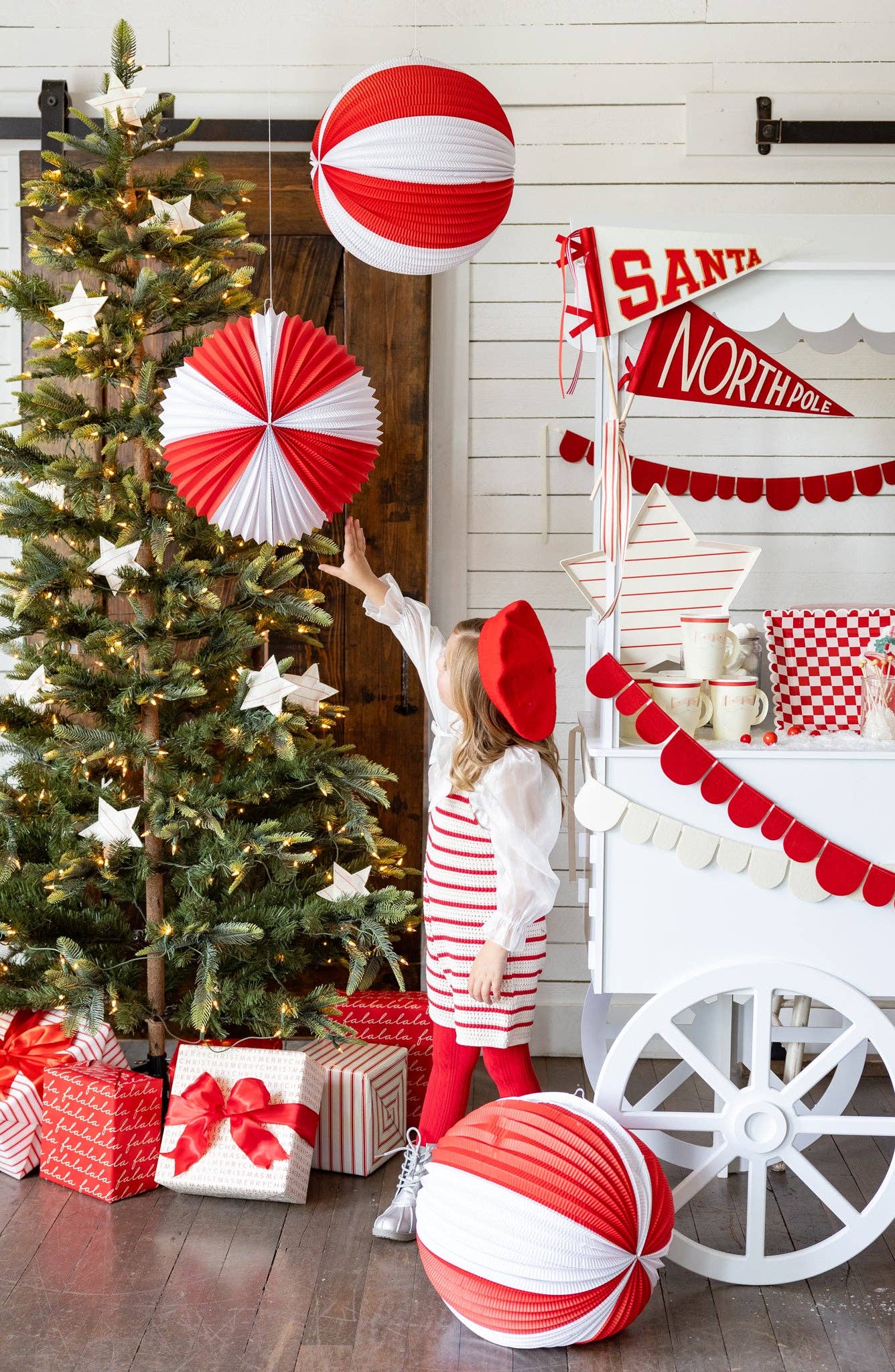 BEC1103 - Red and Cream Accordion Paper Lanterns - Persnickety Shop