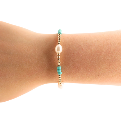 Beaded Blondes Turquoise Pearl Poppi Bracelet 6.75 inch