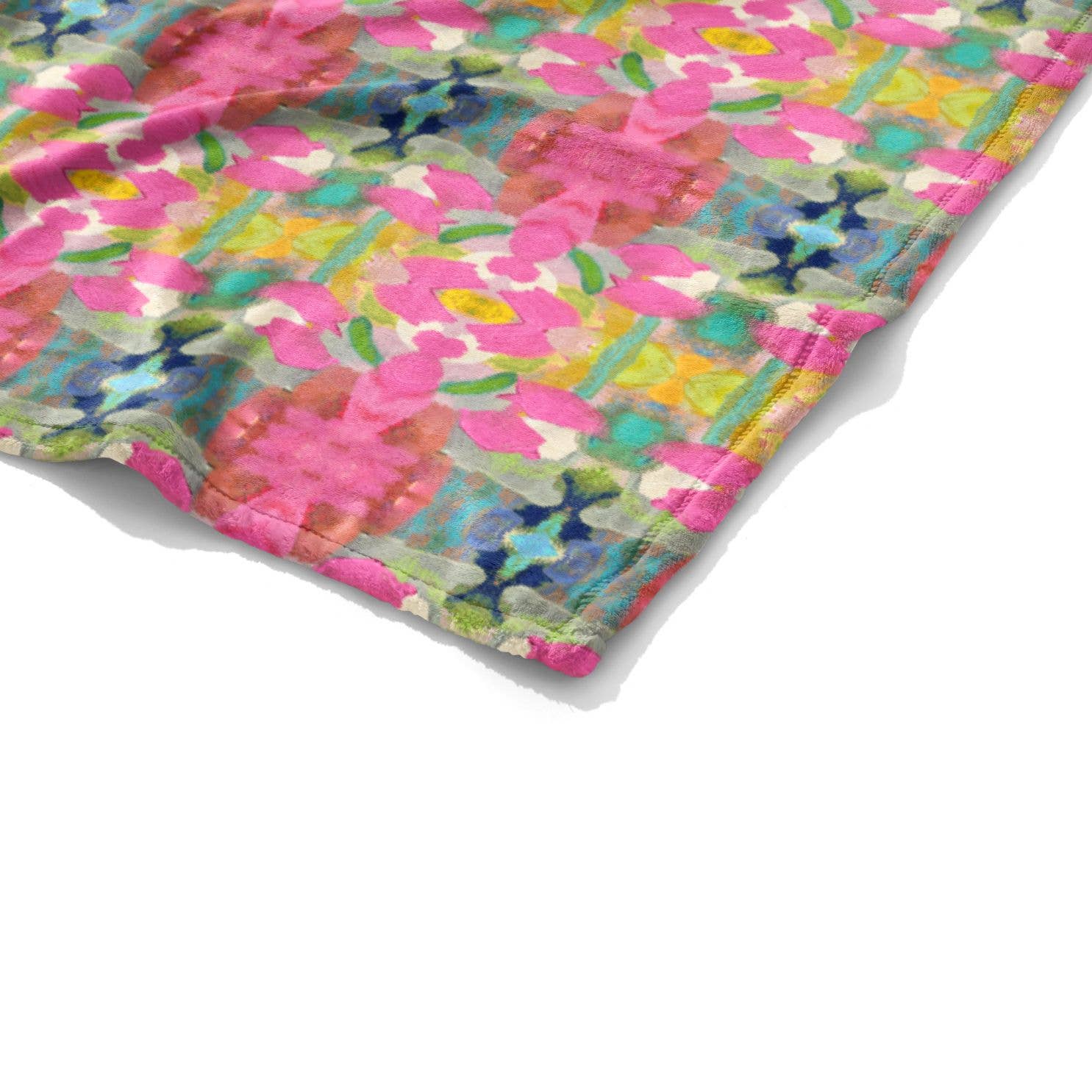 Laura Park Pink Paradise Fleece Blanket: One Size