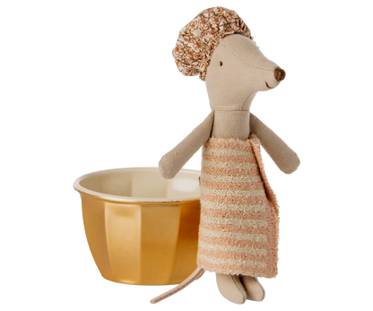 Maileg Wellness Mouse, Big Sister - Persnickety Shop