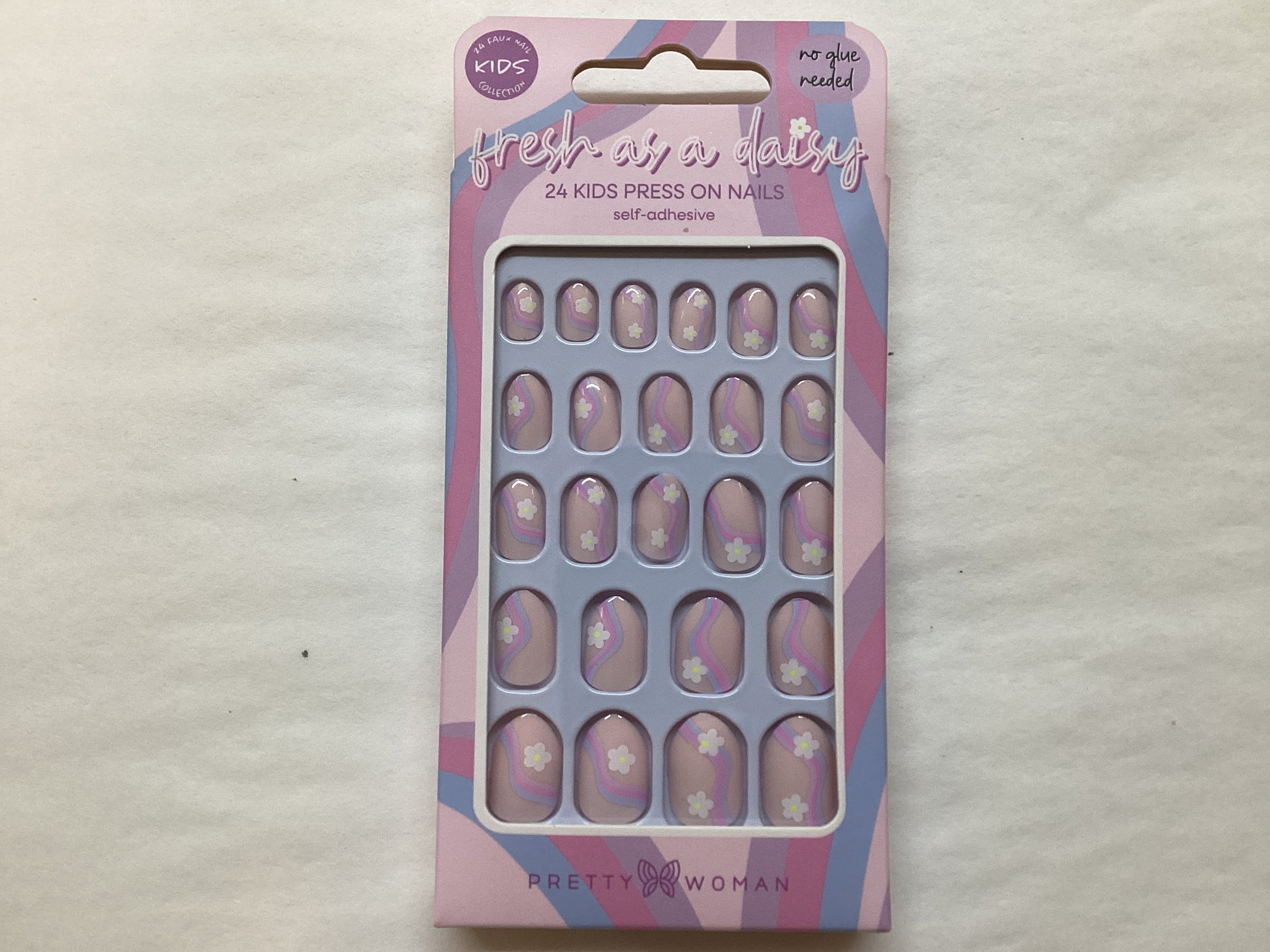 FRESH AS A DAISY  PRESS ON NAILS FOR KIDS - Persnickety Shop