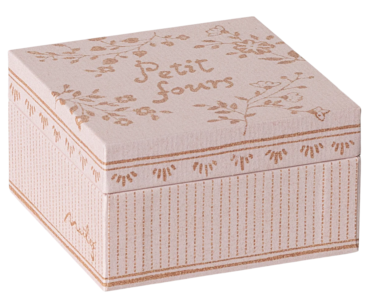 Cakes And Cakestand, Mini - Persnickety Shop