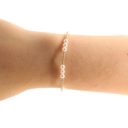 Beaded Blondes ILY Bracelet in Pearl 6.75 inch