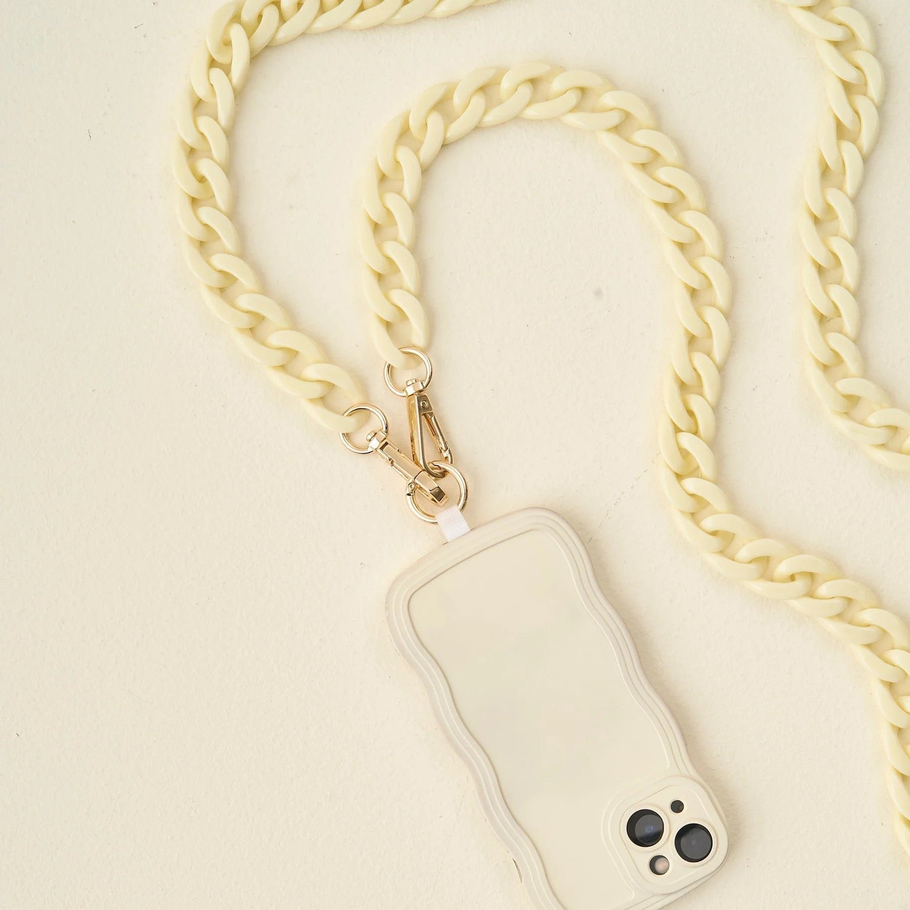 Hold the Phone Crossbody Chain*PRESALE*