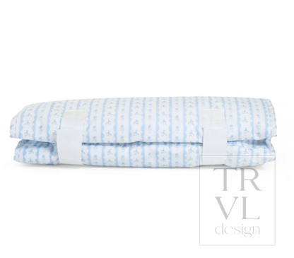 TRVL DESIGN Rest Up! Nap Mat Ribbon Floral Blue