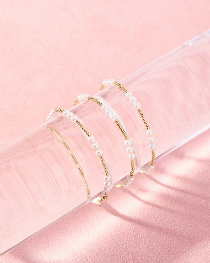 Beaded Blondes ILY Bracelet in Pearl 6.75 inch