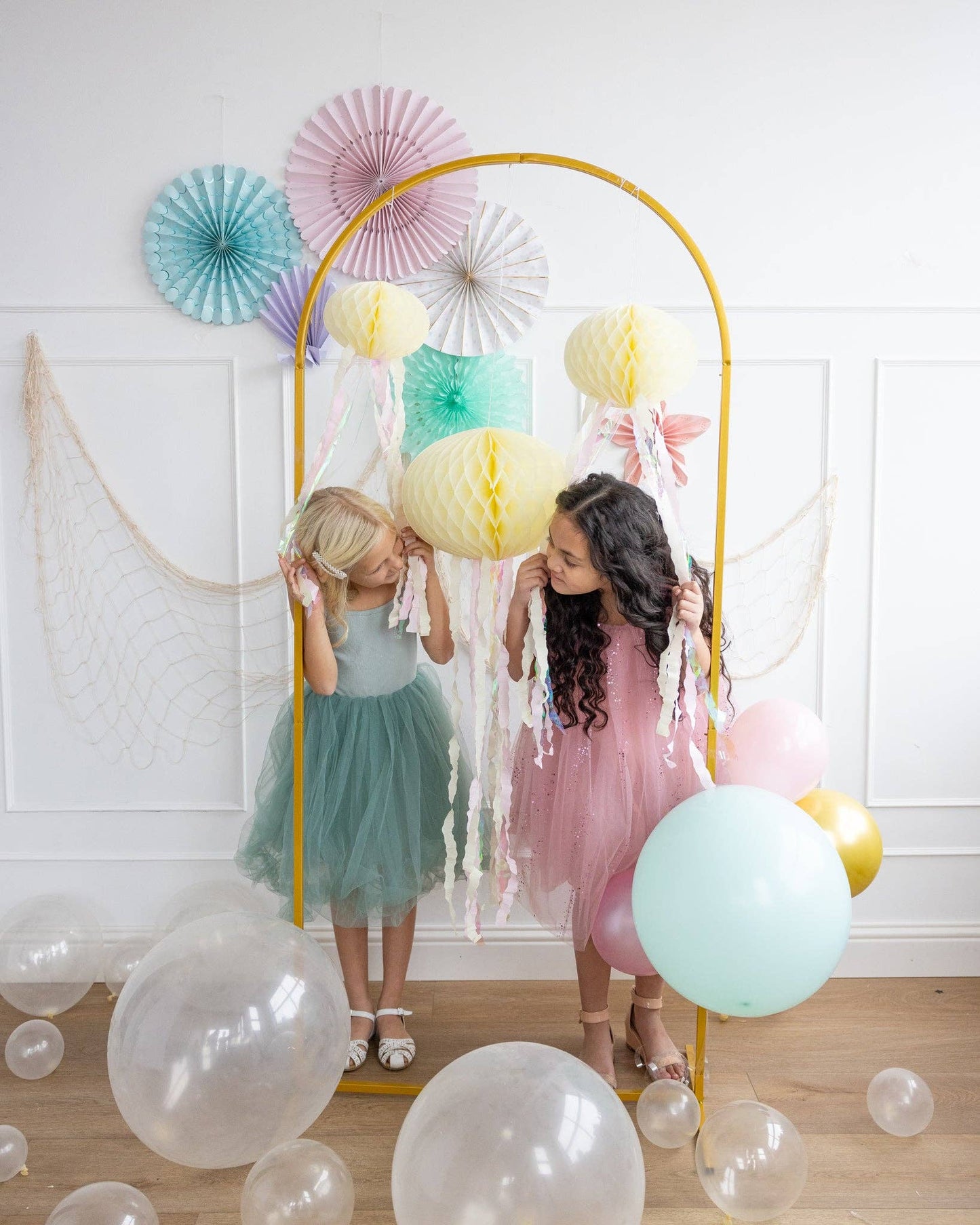 SEA1002 - Honeycomb Jellyfish Set - Persnickety Shop