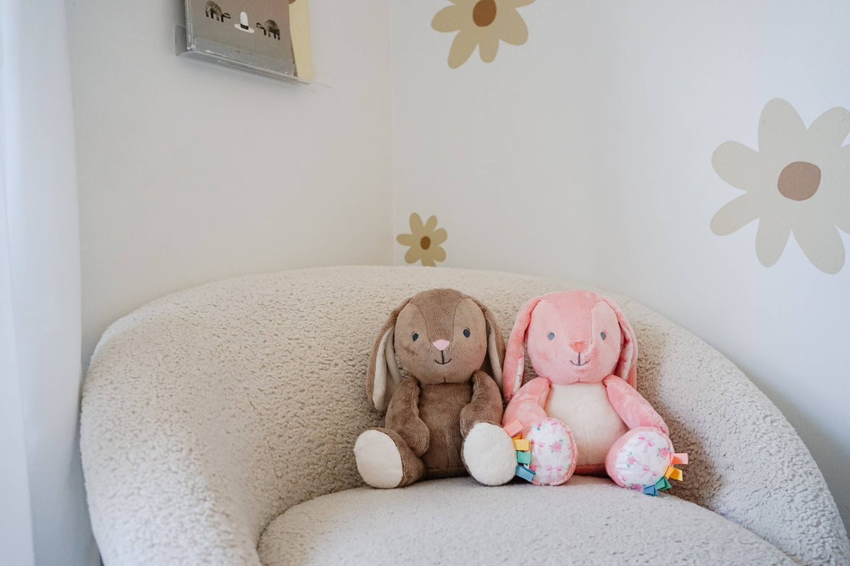 Itzy Ritzy Snuggleverse® Plush: Goose