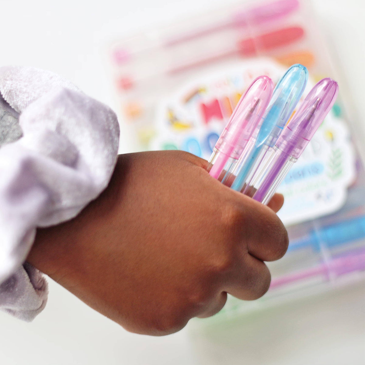 Ooly Mini Doodlers Fruity Scented Gel Pens - Set of 20