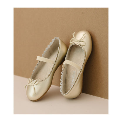 L'Amour GIRLS ELIZA SCALLOPED LEATHER BALLERINA FLAT GOLD