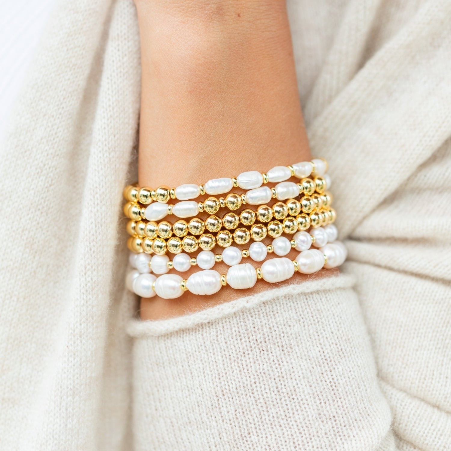 Oblong Pearl Stretch Bracelet - Persnickety Shop