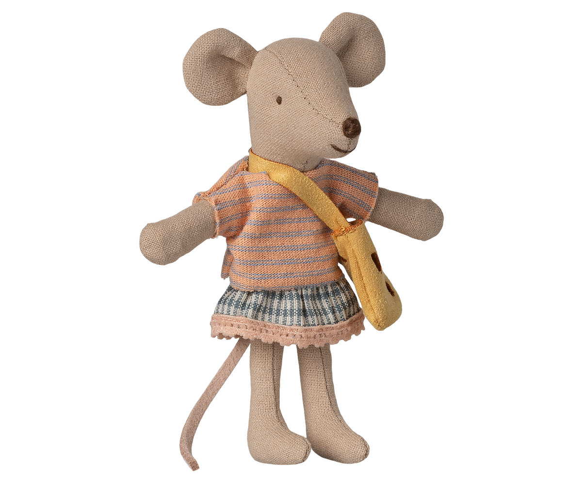 Maileg Little sister mouse with bag