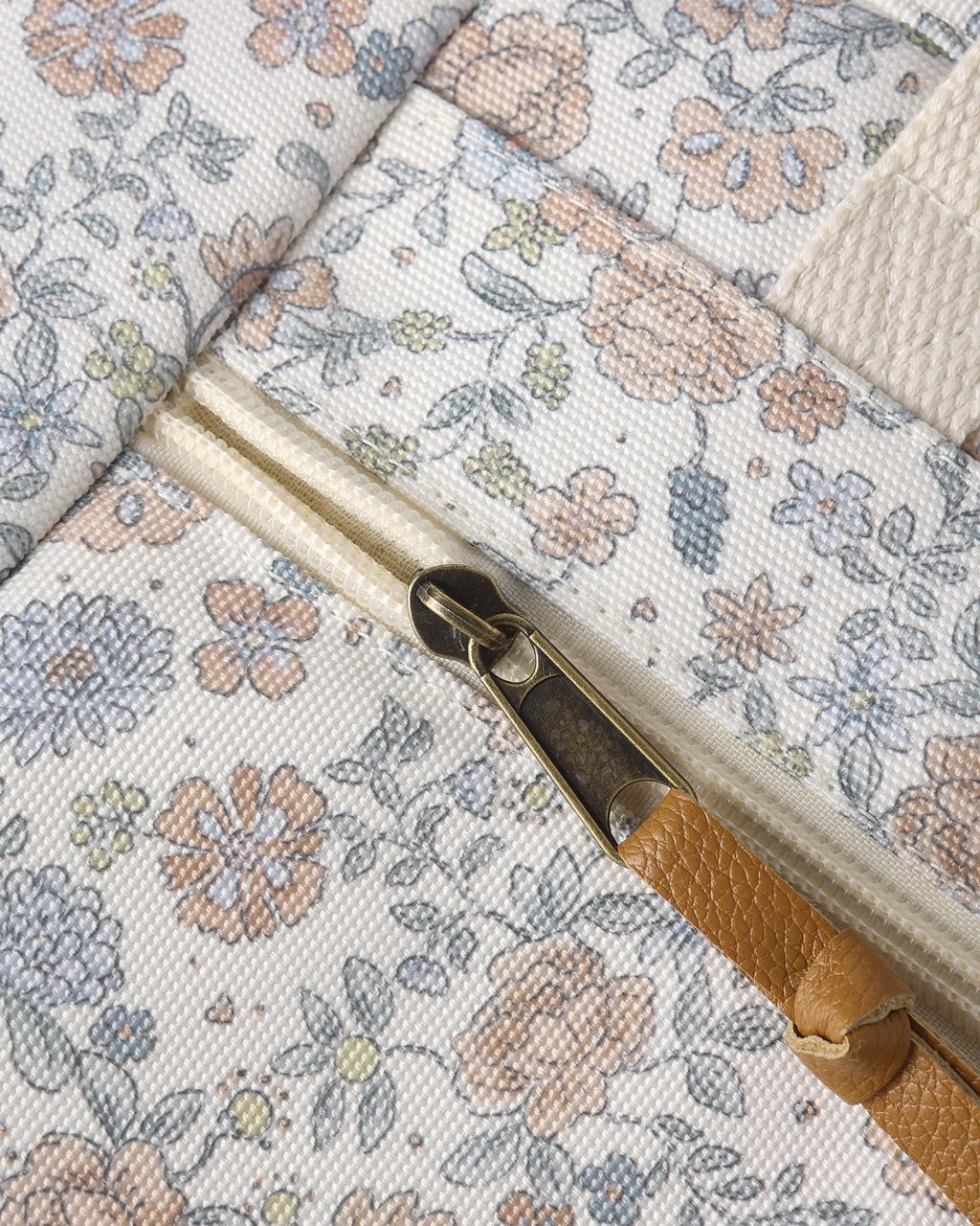 COOLER BACKPACK BLOOM - Persnickety Shop