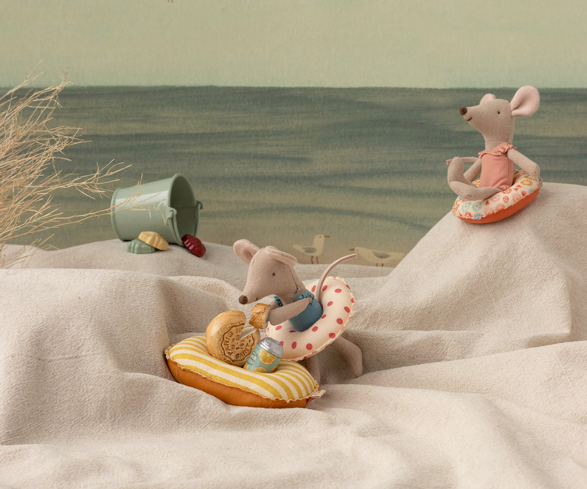 Maileg Beach mouse with float, Little sister - Red dot - Persnickety Shop