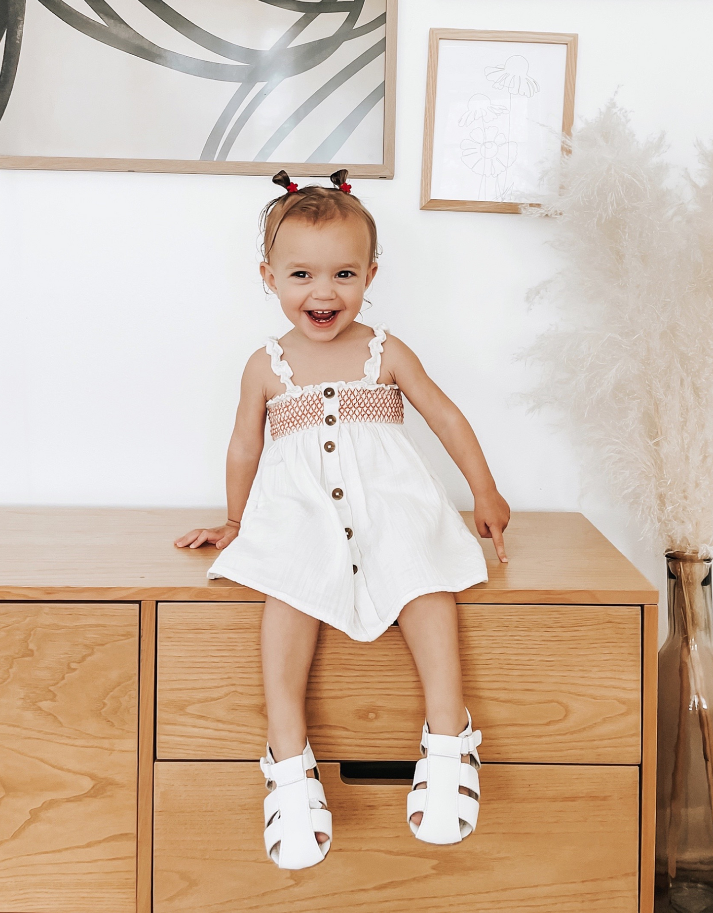 Robeez- Lacey First Kick Sandals White - Persnickety Shop