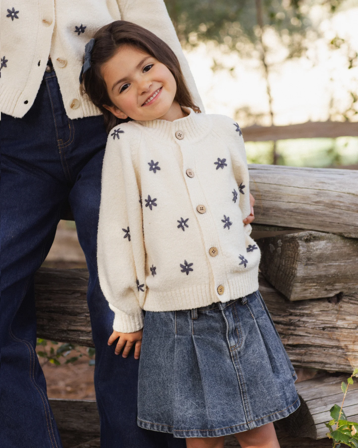 RYLEE + CRU PLEATED DENIM SKIRT INDIGO