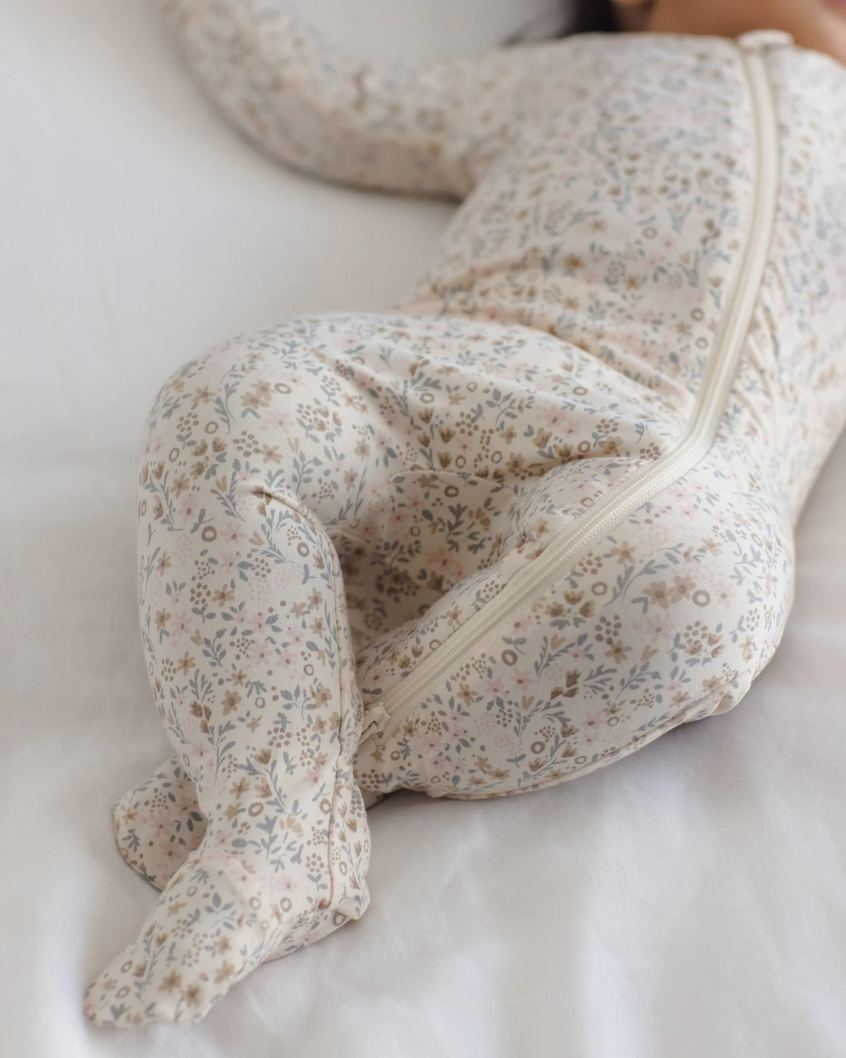 QUINCY MAE BAMBOO ZIP FOOTIE BLOOM