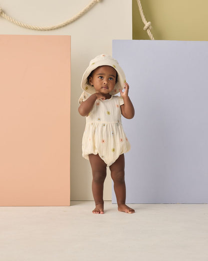 BUCKET HAT EMBROIDERED DAISIES - Persnickety Shop