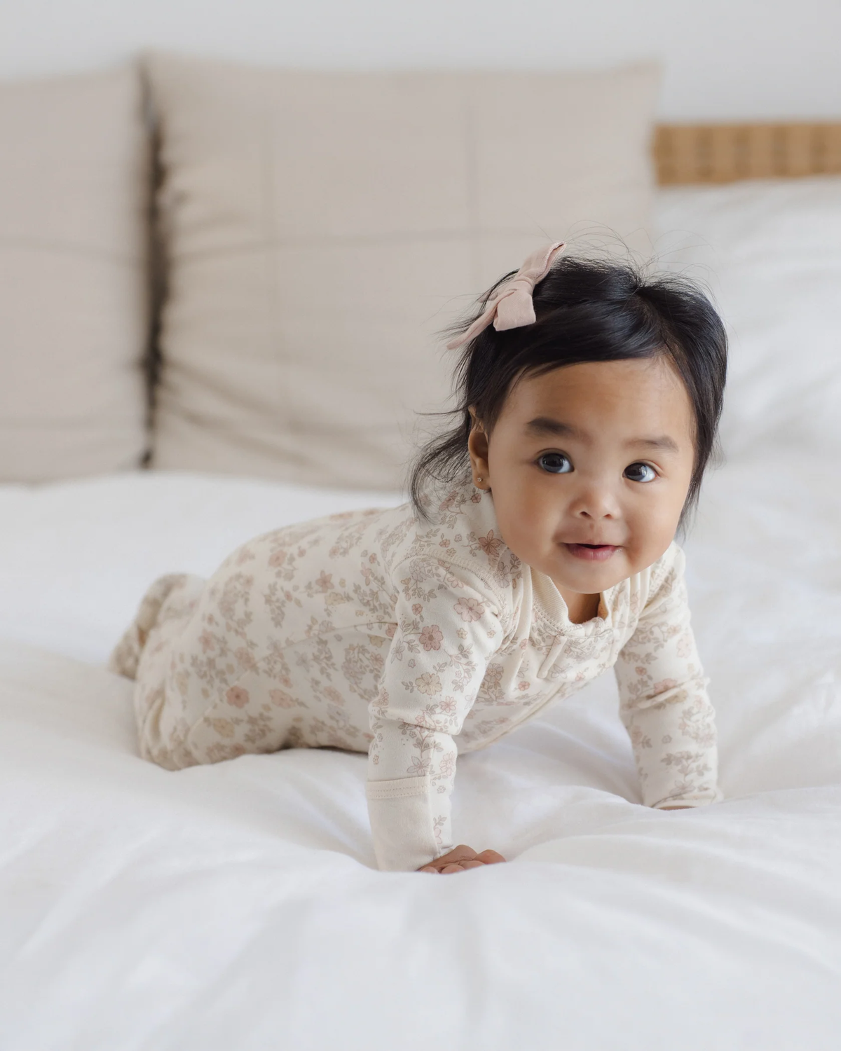 QUINCY MAE ZIP LONG SLEEVE SLEEPER FOOTIE FLORAL VINE