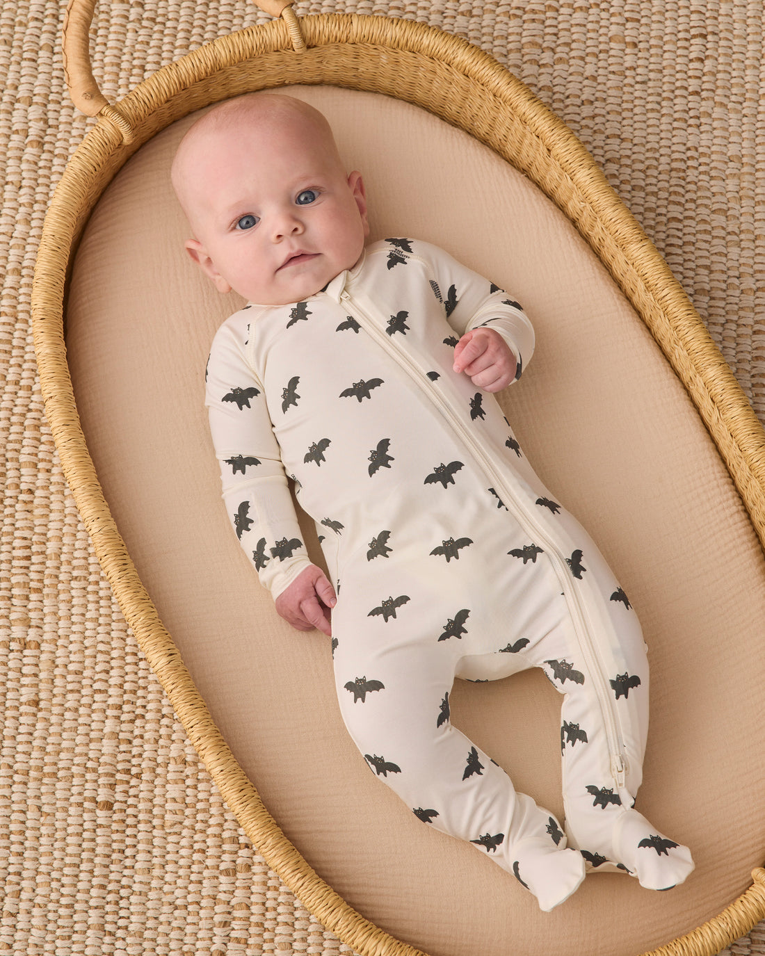 Quincy Mae BAMBOO ZIP FOOTIE BATS