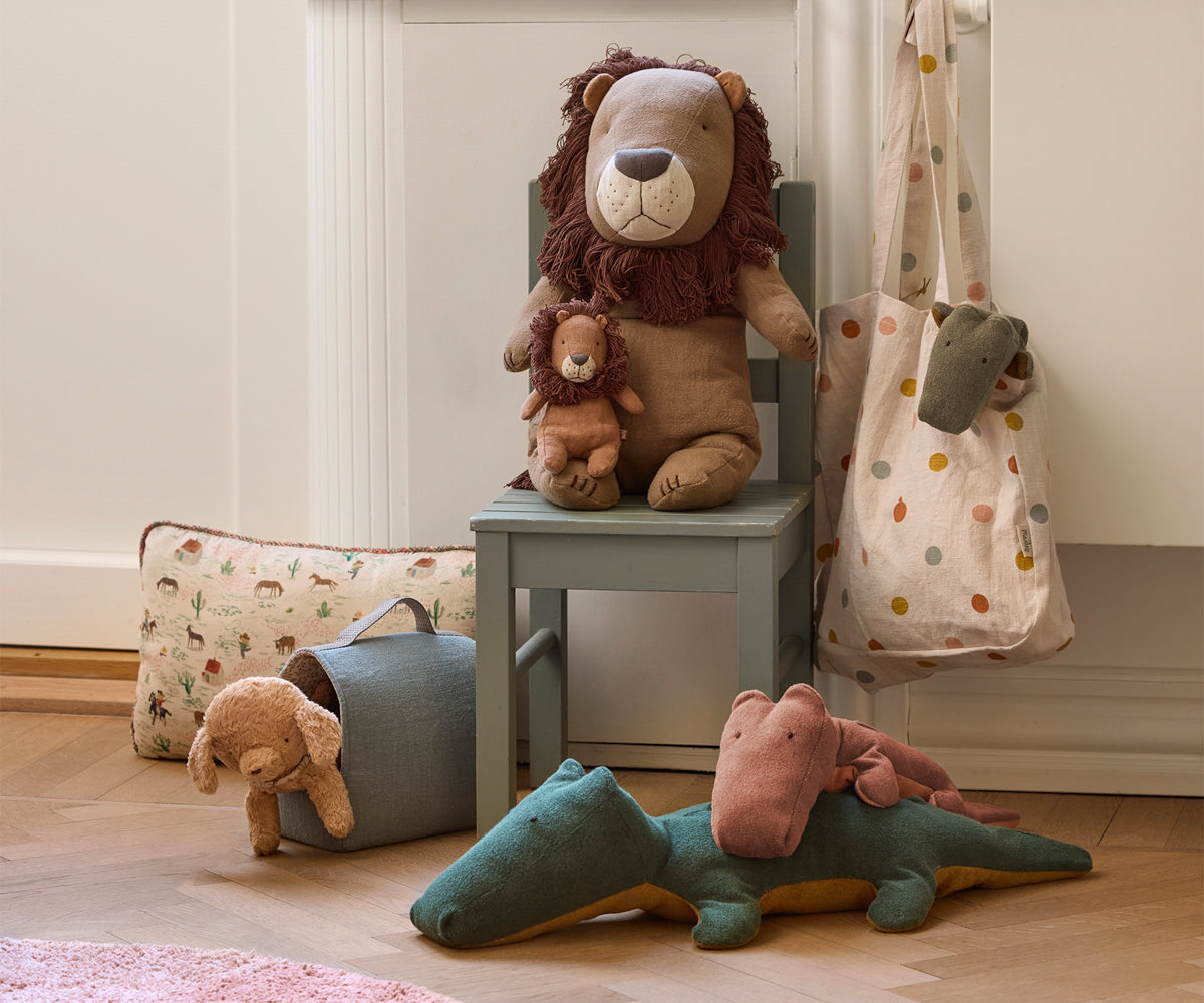 Maileg Pet Carrier - Dusty blue - Persnickety Shop