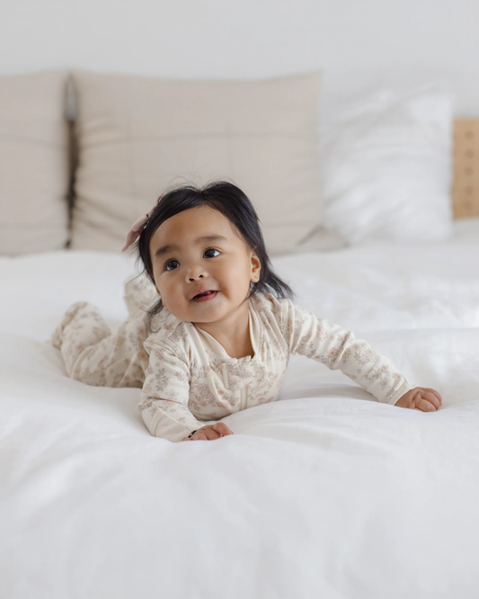 QUINCY MAE ZIP LONG SLEEVE SLEEPER FOOTIE FLORAL VINE