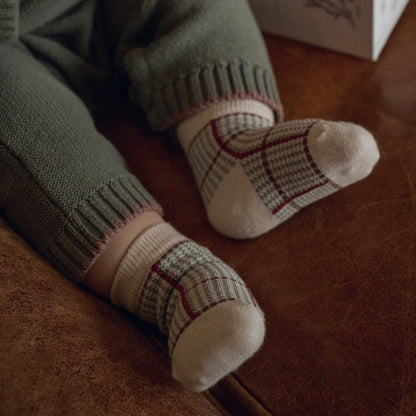 Elegant Baby- HOUNDS & HERITAGE NON SLIP BABY SOCKS 6 PK