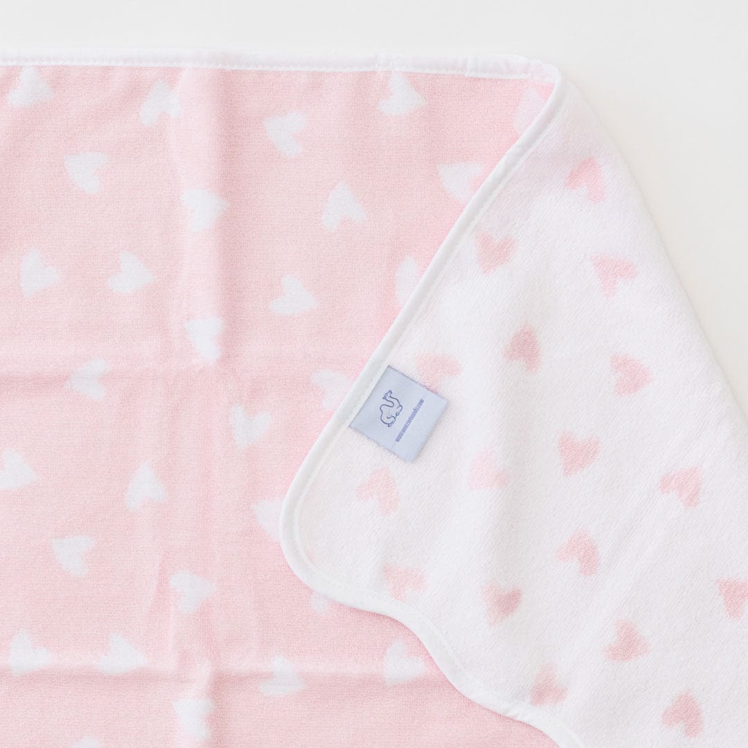 Scallop Heart Patterned Bath Towels