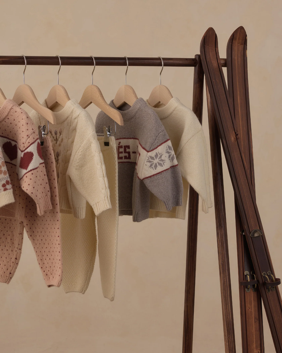 RYLEE + CRU REAGAN SWEATER NATURAL