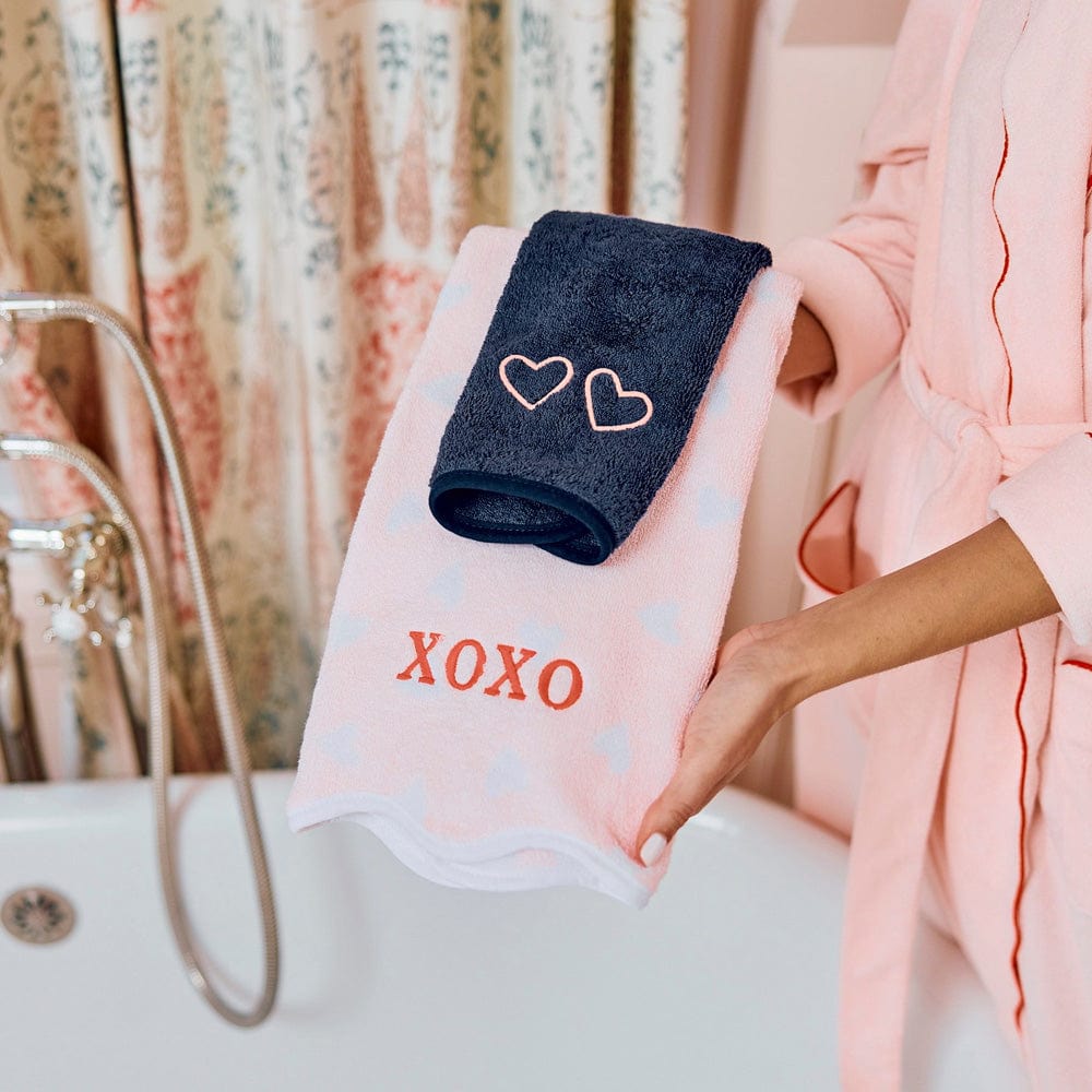 Scallop Heart Patterned Hand Towels