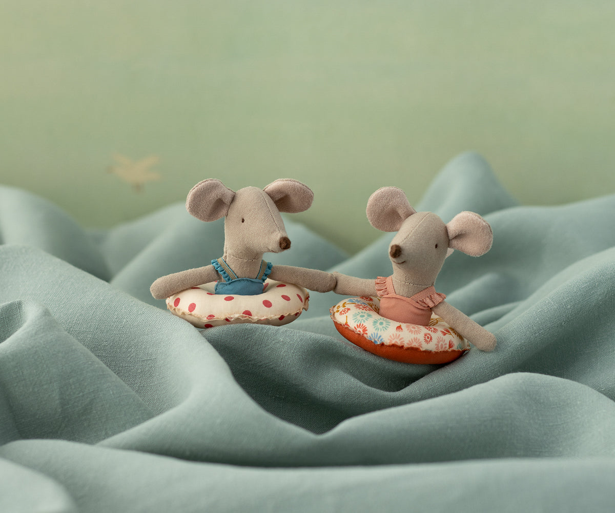 Maileg Beach mouse with float, Little sister - Red dot - Persnickety Shop