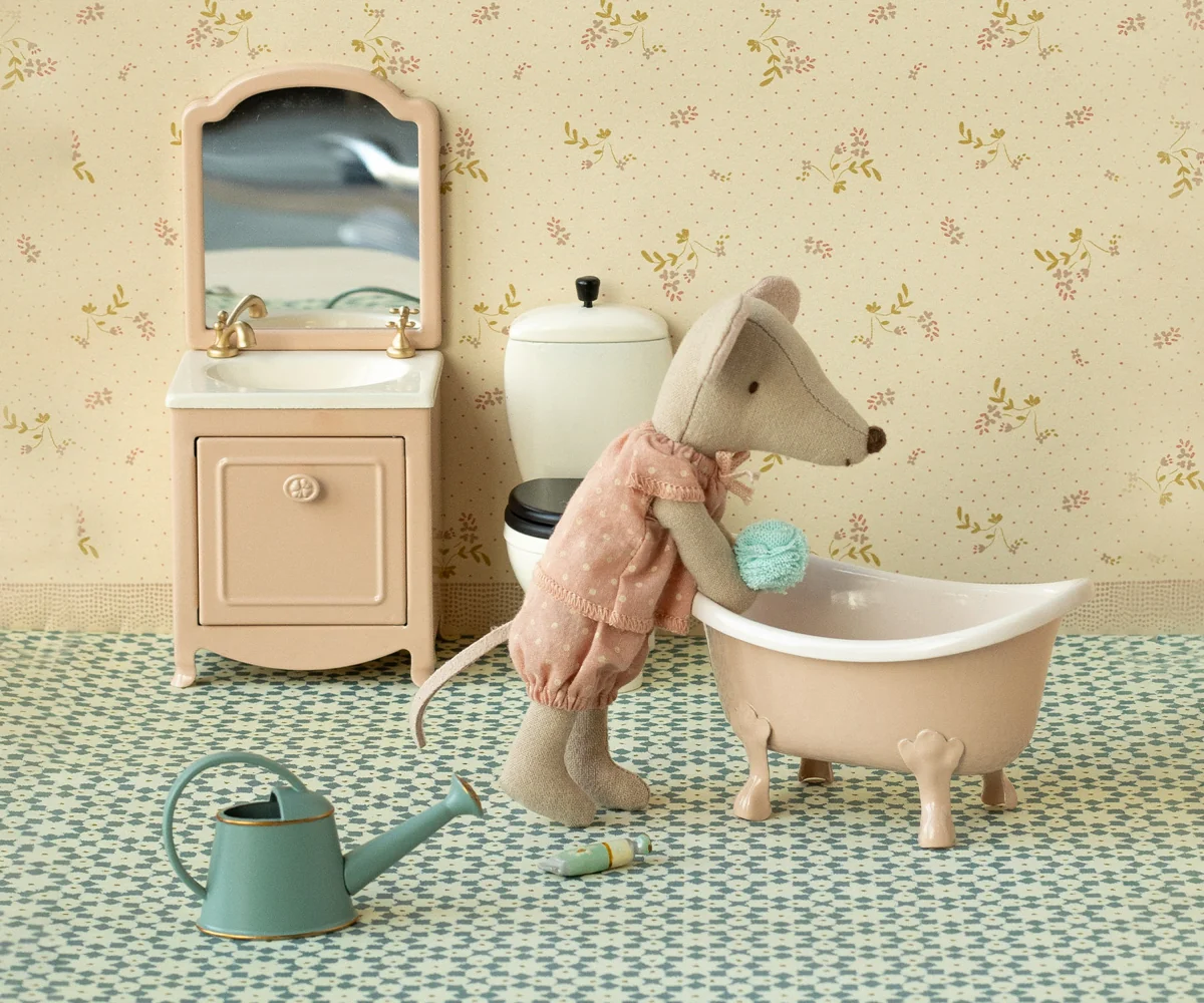 Maileg Big sister mouse in matchbox