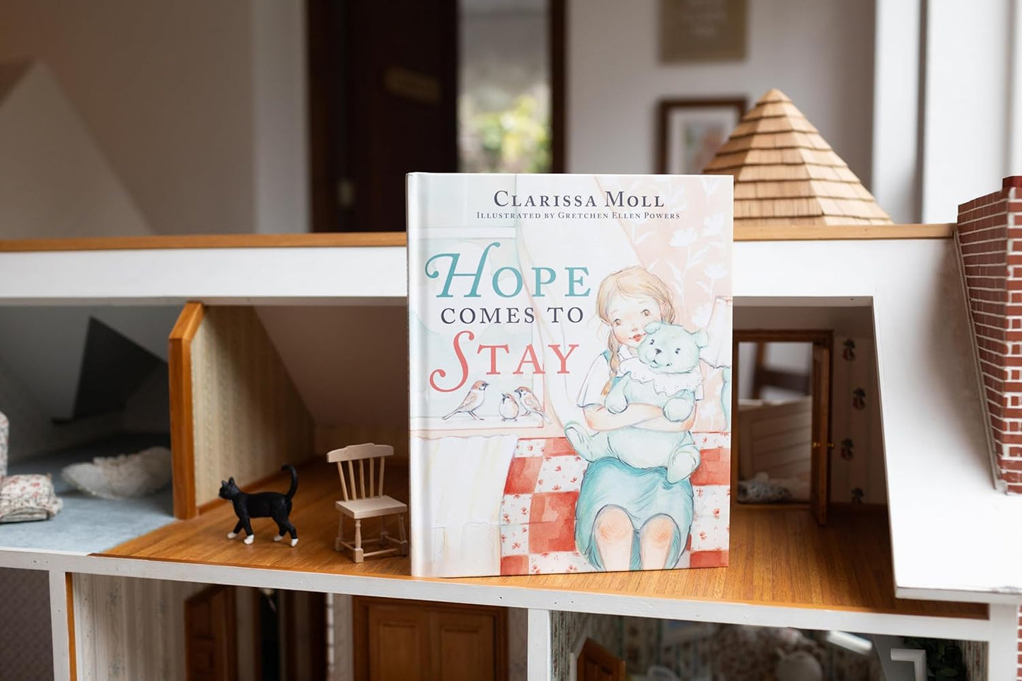 Hope Comes to Stay: A Gentle Story about Grief, Loss, and the Love that Lasts - Persnickety Shop