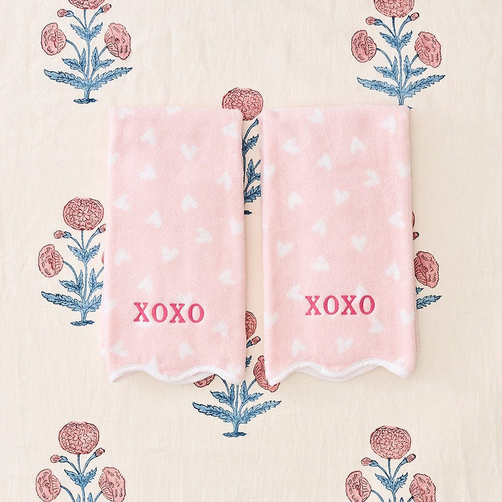 Scallop Heart Patterned Hand Towels