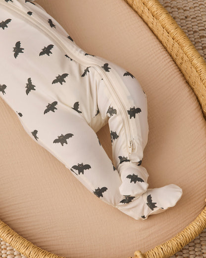 Quincy Mae BAMBOO ZIP FOOTIE BATS