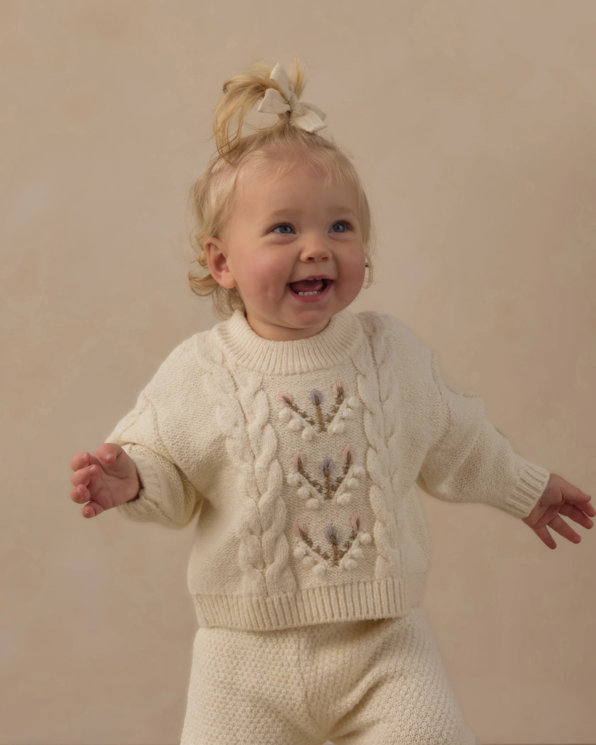 RYLEE + CRU REAGAN SWEATER NATURAL