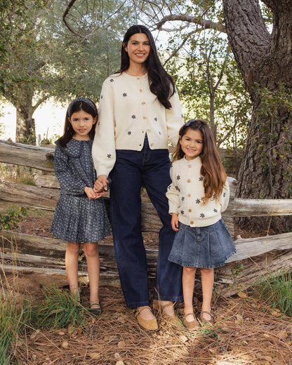 RYLEE + CRU PLEATED DENIM SKIRT INDIGO