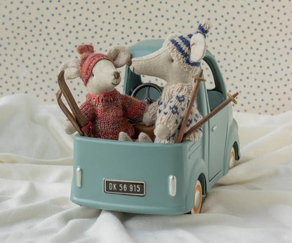 PREORDER Maileg NEW Winter mouse with ski set, Dad - Blue 17-4305