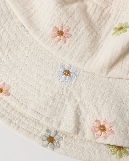 BUCKET HAT EMBROIDERED DAISIES - Persnickety Shop