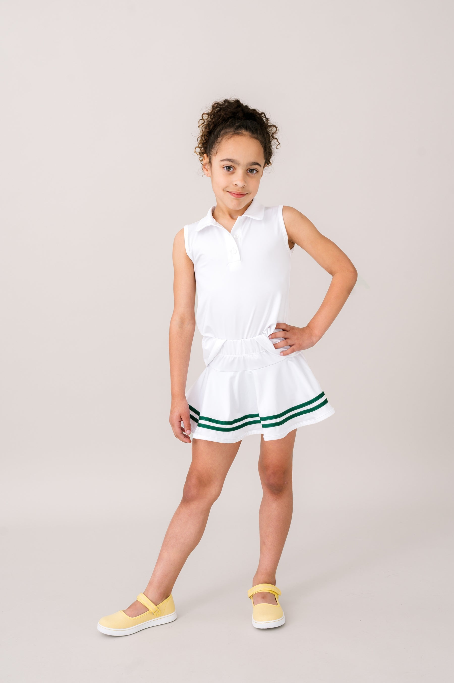 Set Athletics Callie Skort - Pure Coconut, Augusta Green - Persnickety Shop