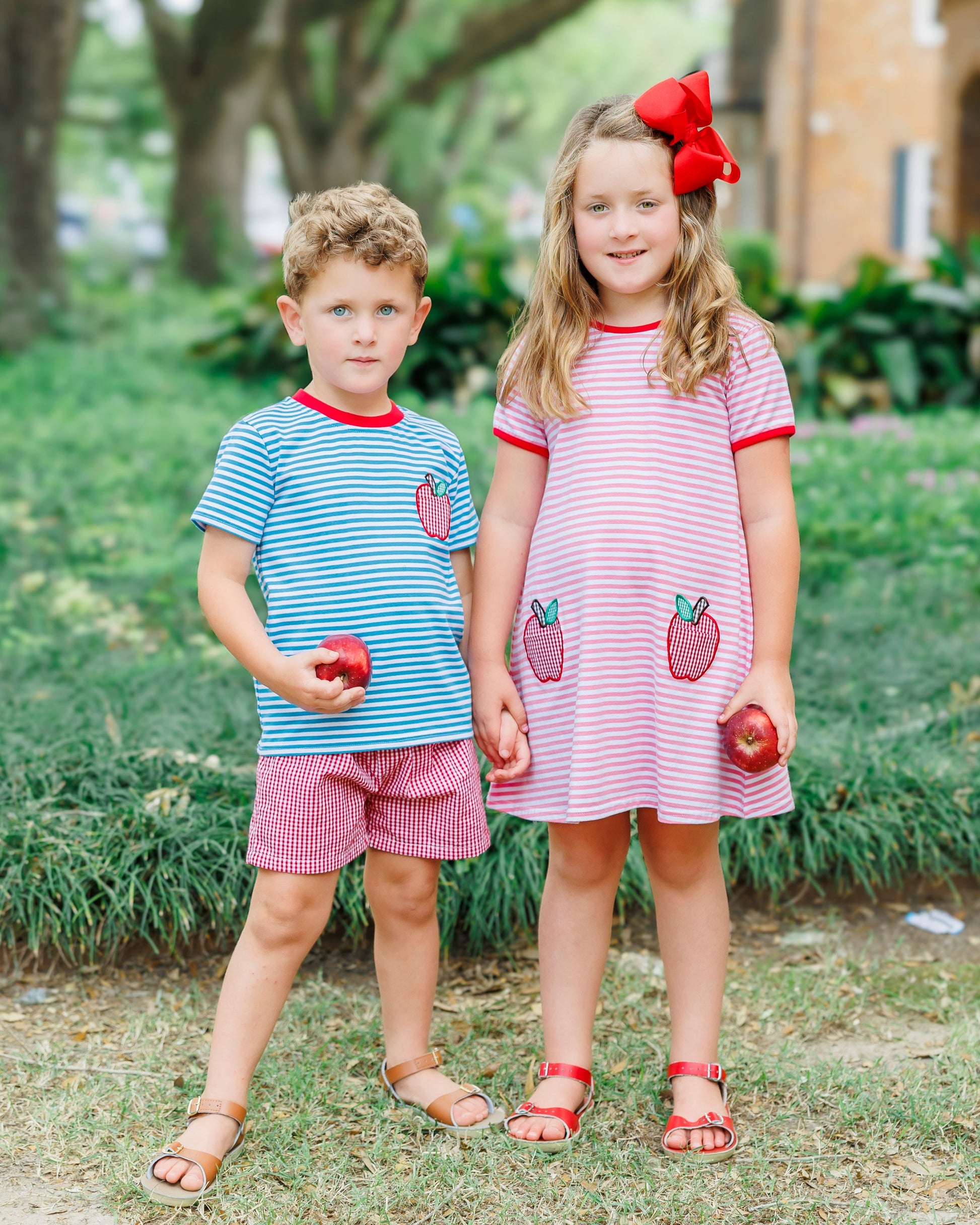 Apple Pocket Applique Short Set - Persnickety Shop