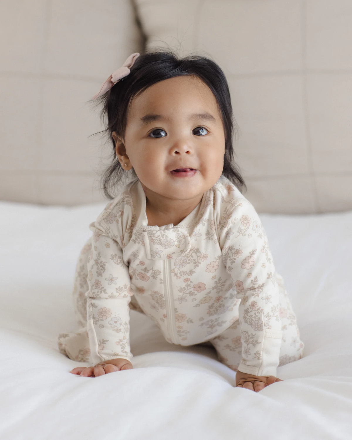 QUINCY MAE ZIP LONG SLEEVE SLEEPER FOOTIE FLORAL VINE